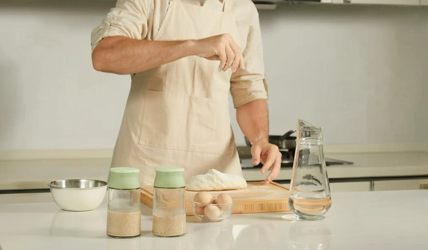 Scale comparison image for home and kitchen products